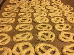 Cei mai buni covrigei de casa. De post, cu ulei de masline, mac si susan 2 Cei mai buni covrigei de casa. De post, cu ulei de masline, mac si susan 2