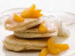 Clatite americane cu caise 1 Clatite americane cu caise 1