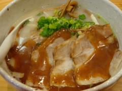 Cotlete de porc cu sos de rosii 1 Cotlete de porc cu sos de rosii 1