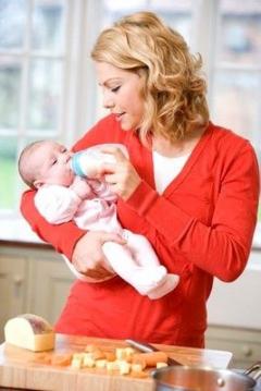 De ce regurgiteaza bebelusul? 1 De ce regurgiteaza bebelusul? 1