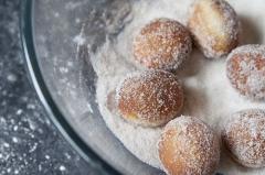 Gogosi pufoase 1 Gogosi pufoase 1