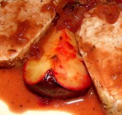 Muschi de porc in sos de prune 1 Muschi de porc in sos de prune 1