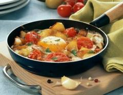 Omleta cu legume, bacon si crutoane` 1 Omleta cu legume, bacon si crutoane` 1