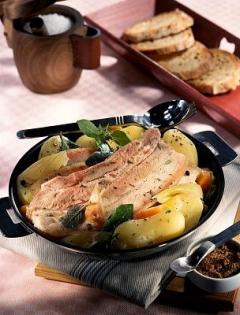 Piept de porc la cuptor cu cartofi noi 1 Piept de porc la cuptor cu cartofi noi 1