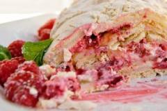 Rulada cu zmeura 1 Rulada cu zmeura 1