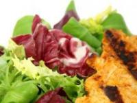 Salata de piept de pui cu andive Salata de piept de pui cu andive