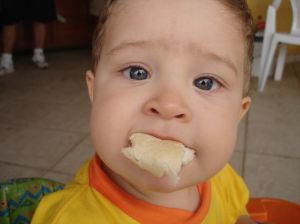 Alimente interzise lui bebe in primul an de viata Alimente interzise lui bebe in primul an de viata