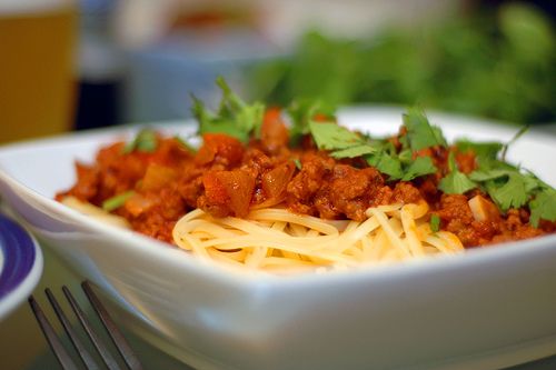 Spaghete bolognese Spaghete bolognese