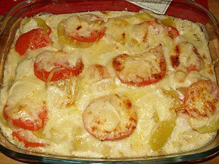 Piure de cartofi copti cu rosii ou si parmezan Piure de cartofi copti cu rosii ou si parmezan