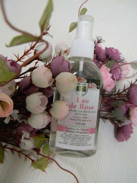 Apele florale si beneficiile lor pentru piele Apele florale si beneficiile lor pentru piele